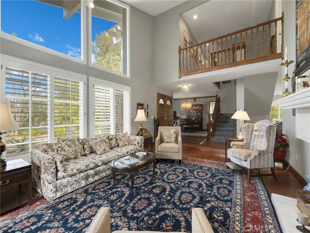 4524 Deanwood, Woodland Hills, California 91364