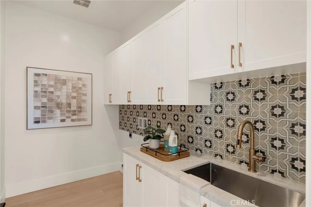 524 Cluster Lane, Redondo Beach, California 90278 home-pic-31