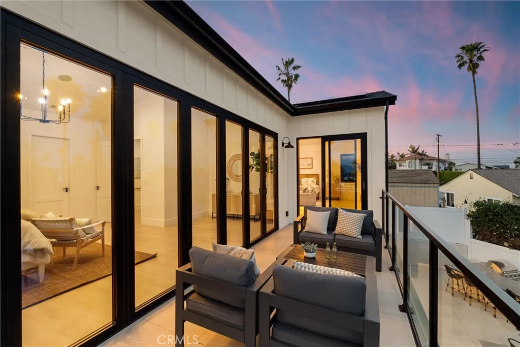 524 Cluster Lane, Redondo Beach, California 90278 home-pic-9