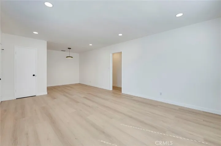 Living / dining room view