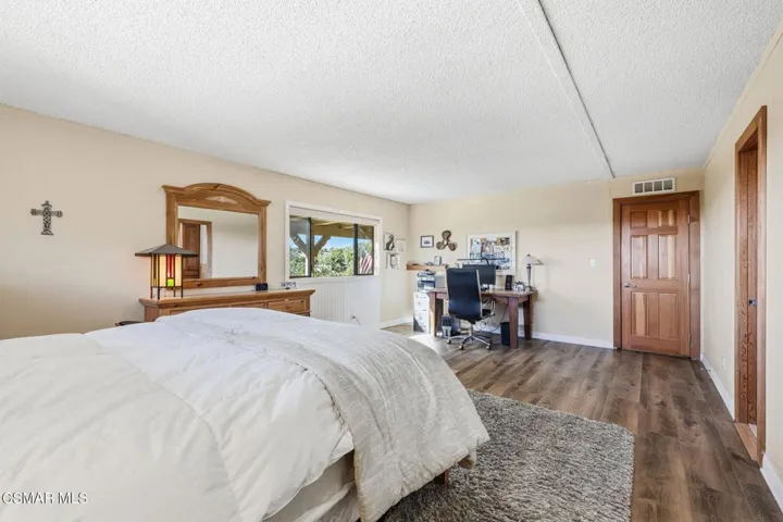 39-web-or-mls-6555-martinique-dr