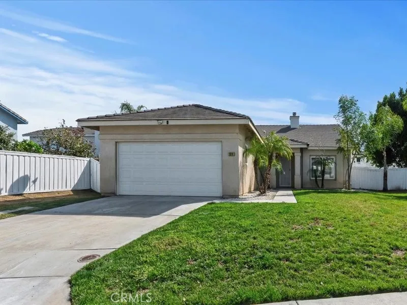 874 Kalpesh Drive, San Jacinto, California 92583 home-pic-2