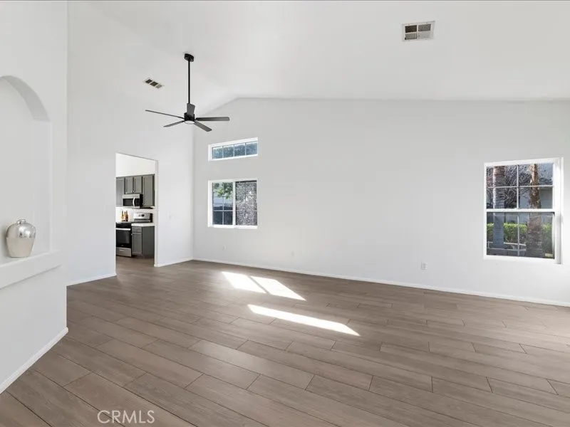 874 Kalpesh Drive, San Jacinto, California 92583 home-pic-6