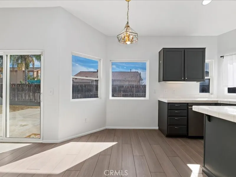 874 Kalpesh Drive, San Jacinto, California 92583 home-pic-11