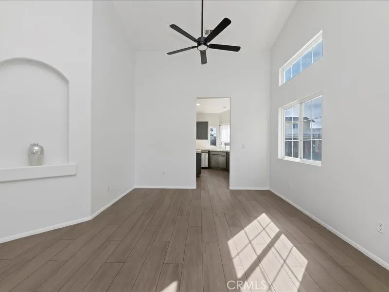 874 Kalpesh Drive, San Jacinto, California 92583 home-pic-10
