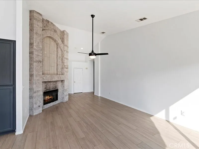 874 Kalpesh Drive, San Jacinto, California 92583 home-pic-16