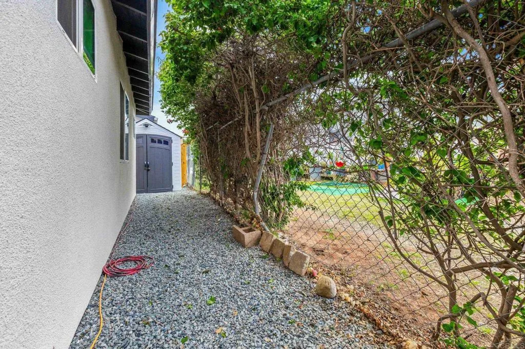1254 13th Street 1-2, Imperial Beach, California 91932 home-pic-23