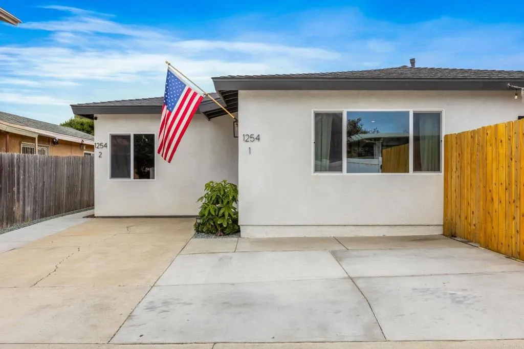 1254 13th Street 1-2, Imperial Beach, California 91932 home-pic-1