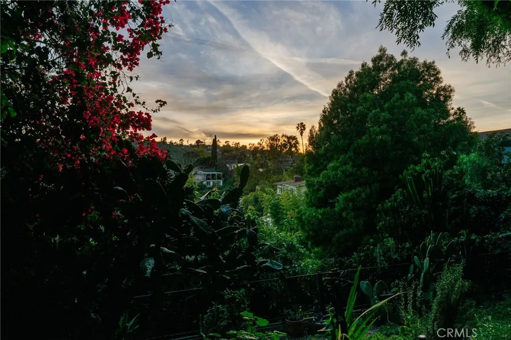 452 Holland Avenue, Los Angeles, California 90042 home-pic-59