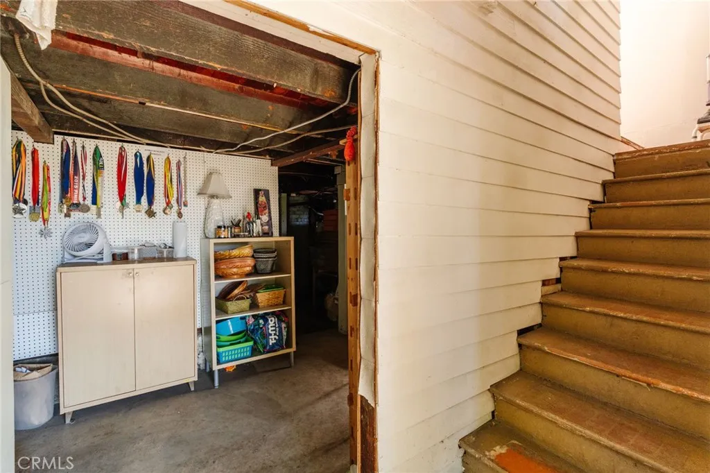452 Holland Avenue, Los Angeles, California 90042 home-pic-47
