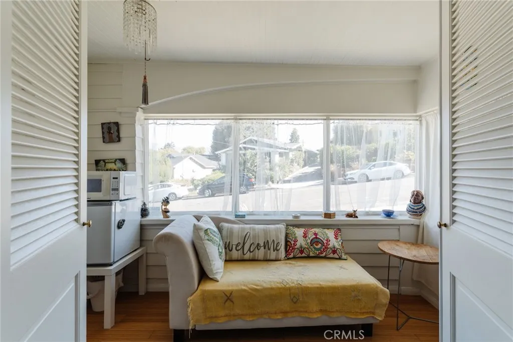 452 Holland Avenue, Los Angeles, California 90042 home-pic-27