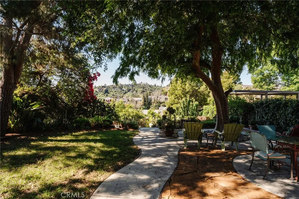 452 Holland Avenue, Los Angeles, California 90042 home-pic-33