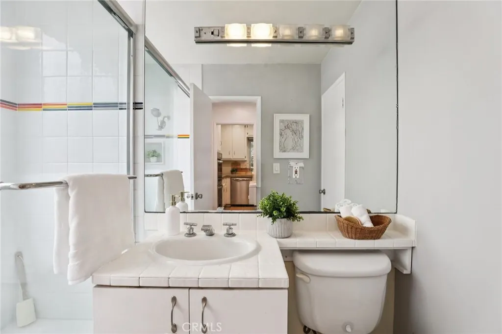 904 Vincent Street, Redondo Beach, California 90277 home-pic-17