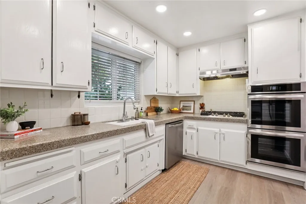 904 Vincent Street, Redondo Beach, California 90277 home-pic-11