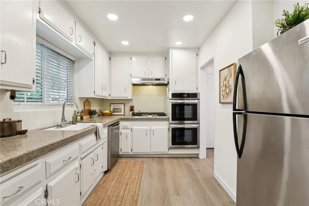 904 Vincent Street, Redondo Beach, California 90277 home-pic-10
