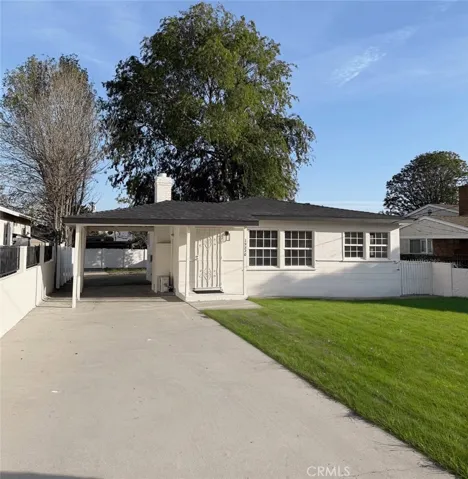 15320 Bledsoe, Sylmar, California 91342
