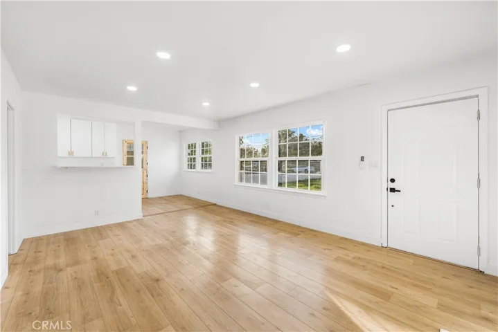 15320 Bledsoe, Sylmar, California 91342