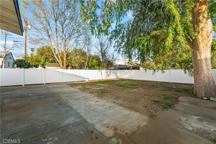 15320 Bledsoe, Sylmar, California 91342
