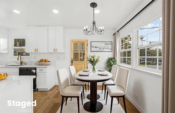 15320 Bledsoe, Sylmar, California 91342