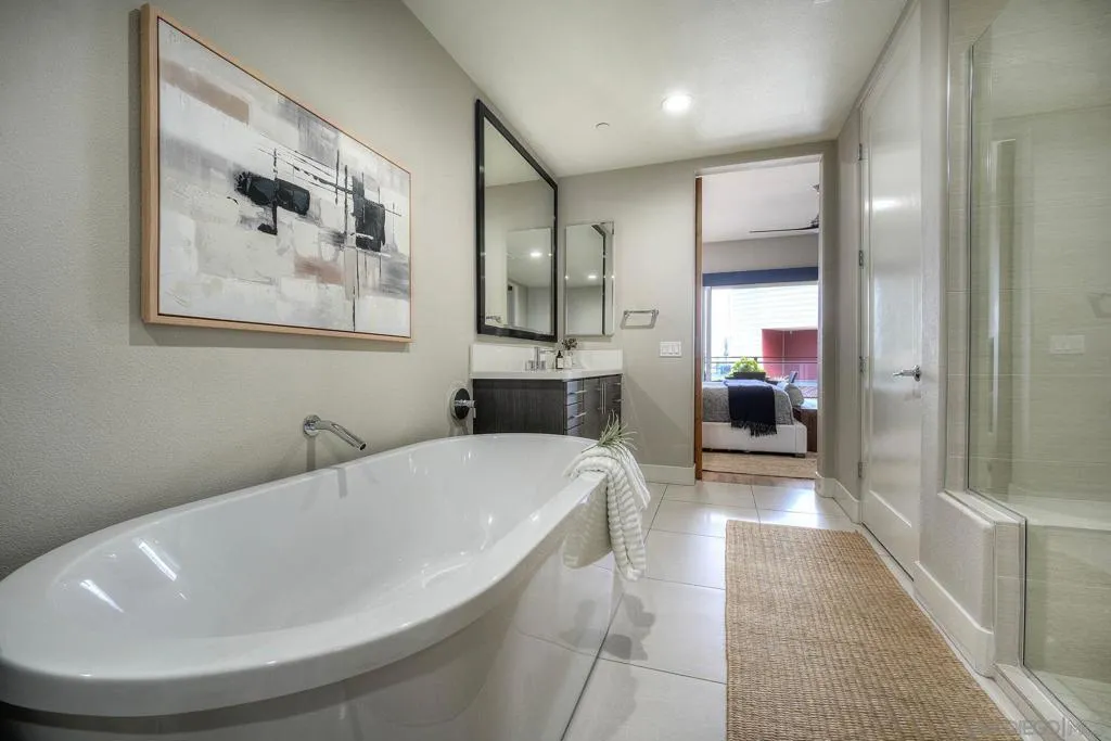 2820 Carleton St 16, San Diego, California 92106 home-pic-35
