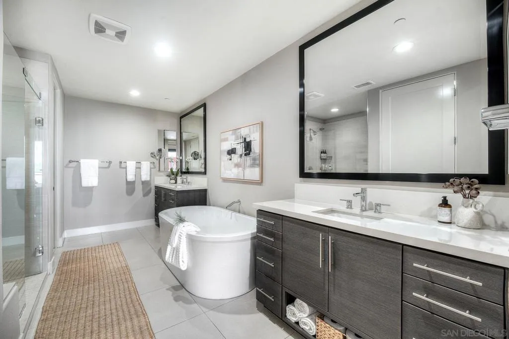 2820 Carleton St 16, San Diego, California 92106 home-pic-32