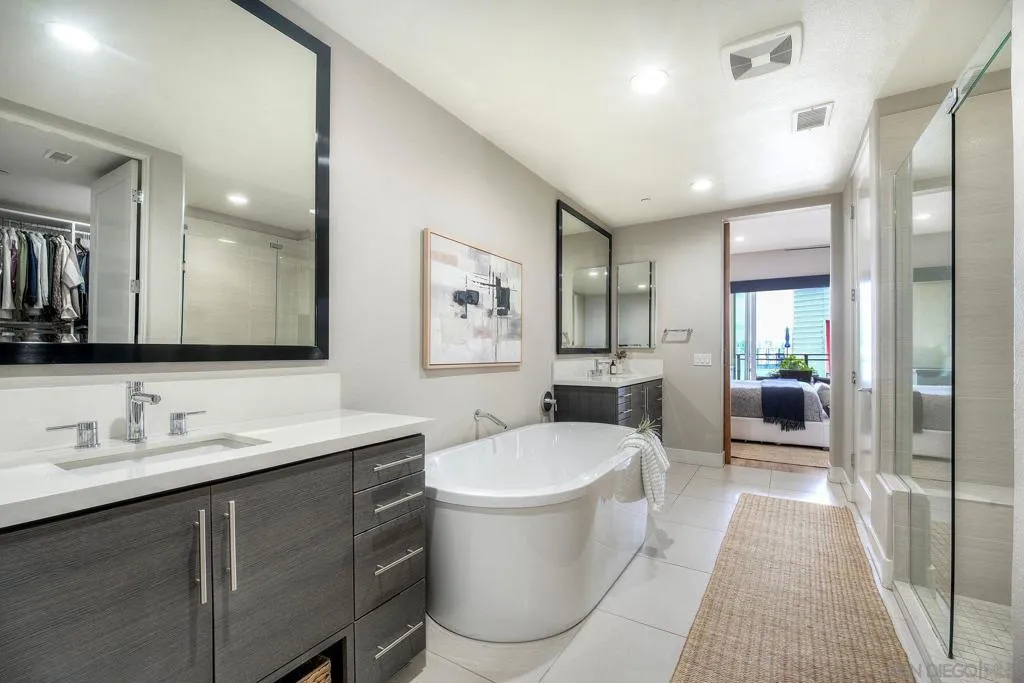 2820 Carleton St 16, San Diego, California 92106 home-pic-33