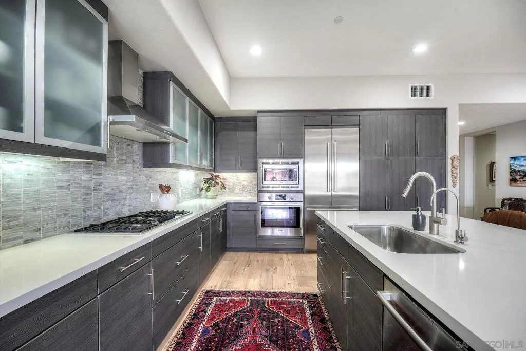 2820 Carleton St 16, San Diego, California 92106 home-pic-14