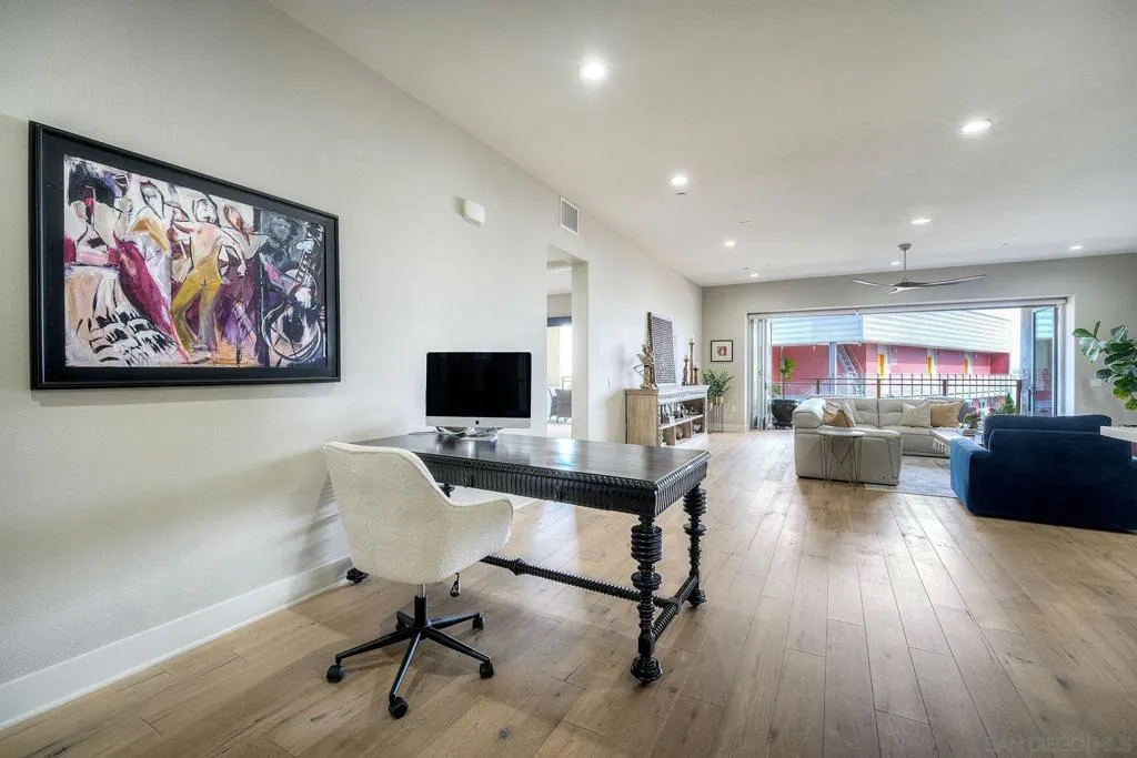 2820 Carleton St 16, San Diego, California 92106 home-pic-22