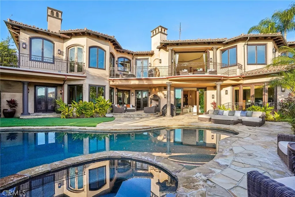 215 S Poinsettia Avenue, Manhattan Beach, California 90266 home-pic-63