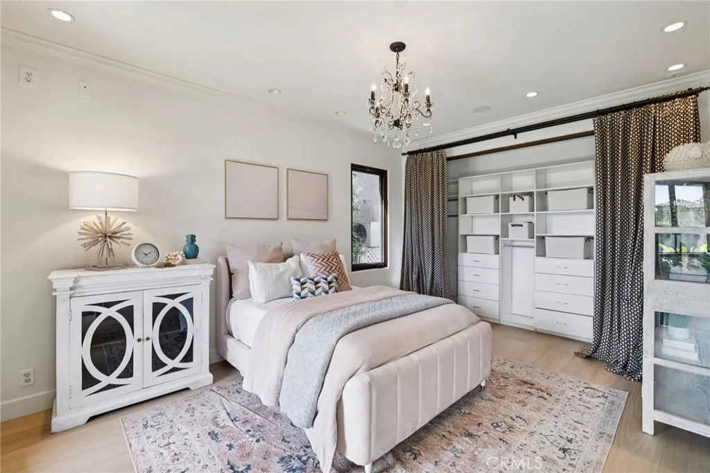 215 S Poinsettia Avenue, Manhattan Beach, California 90266 home-pic-14