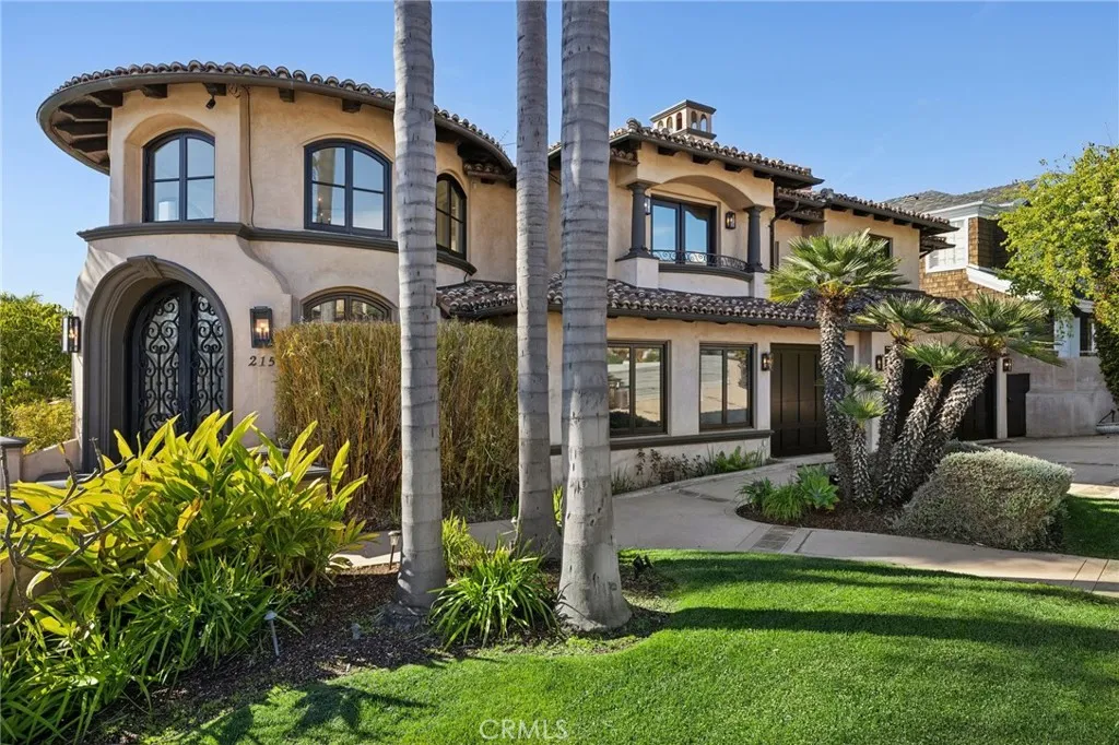 215 S Poinsettia Avenue, Manhattan Beach, California 90266 home-pic-62