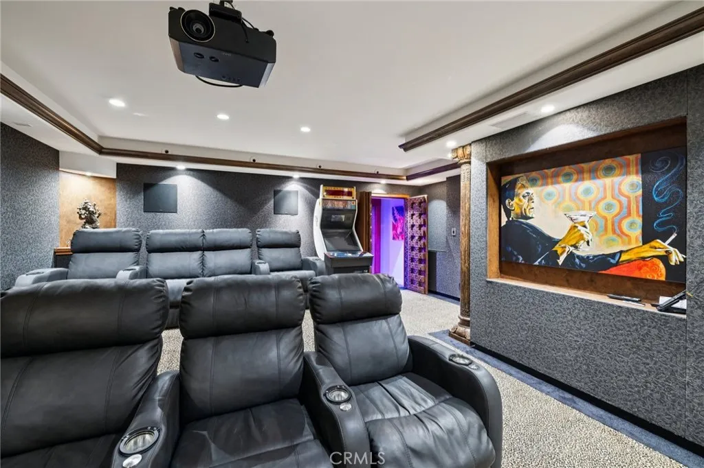 215 S Poinsettia Avenue, Manhattan Beach, California 90266 home-pic-60