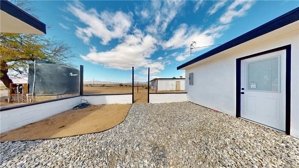 2580 Marks, Twentynine Palms, California 92277 home-pic-10