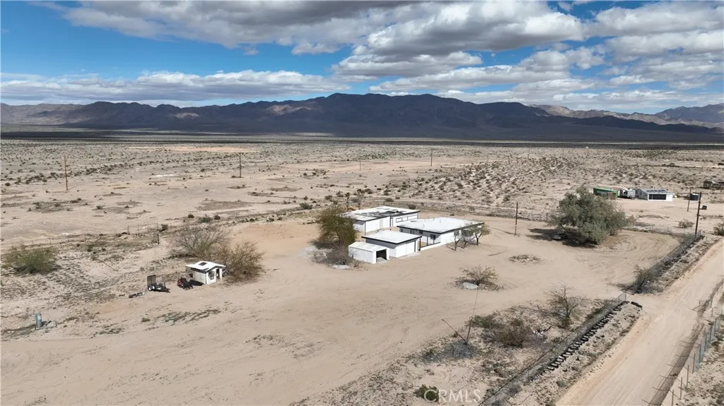 2580 Marks, Twentynine Palms, California 92277 home-pic-34