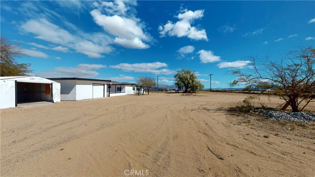 2580 Marks, Twentynine Palms, California 92277 home-pic-5