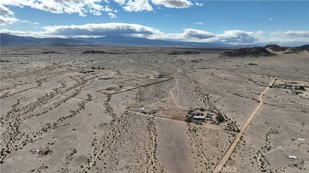 2580 Marks, Twentynine Palms, California 92277 home-pic-31