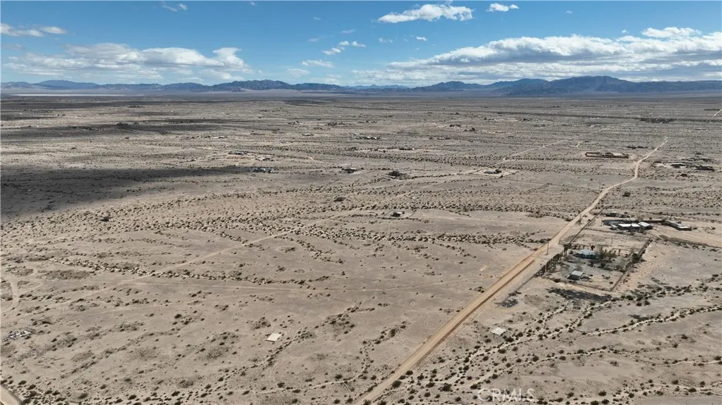2580 Marks, Twentynine Palms, California 92277 home-pic-29