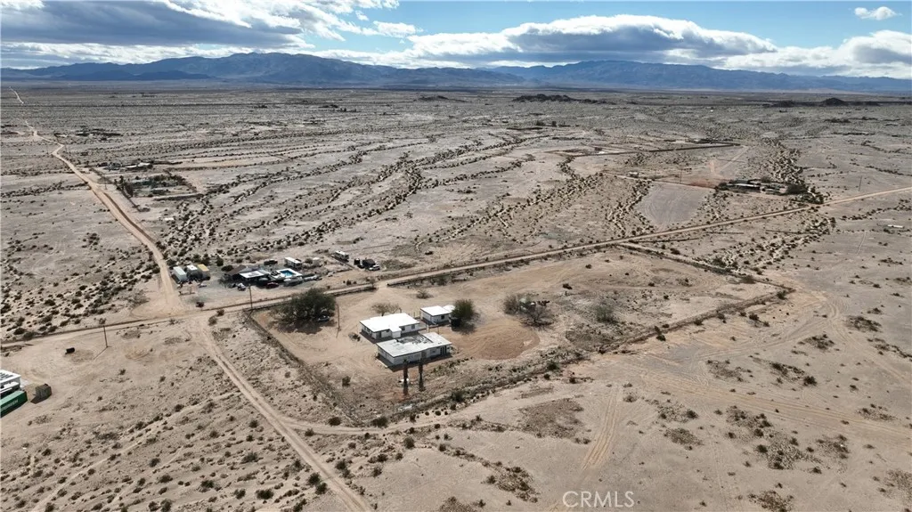 2580 Marks, Twentynine Palms, California 92277 home-pic-40