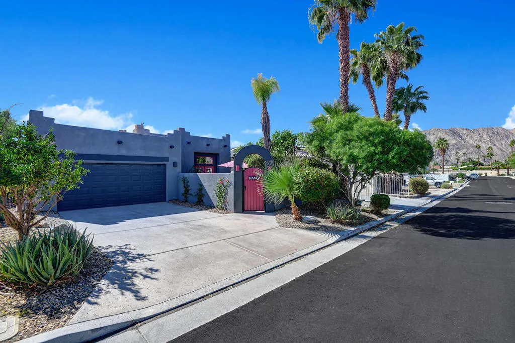 78595 Saguaro Road, La Quinta, California 92253 home-pic-1
