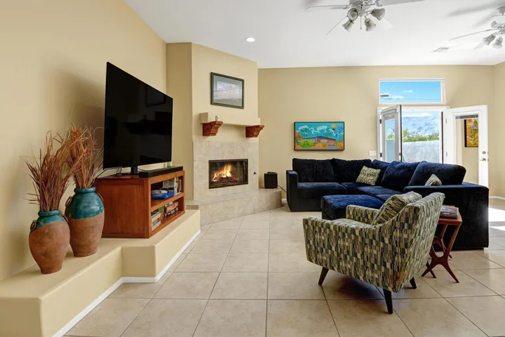 LIVING SPACE TIGHT.jpg mls