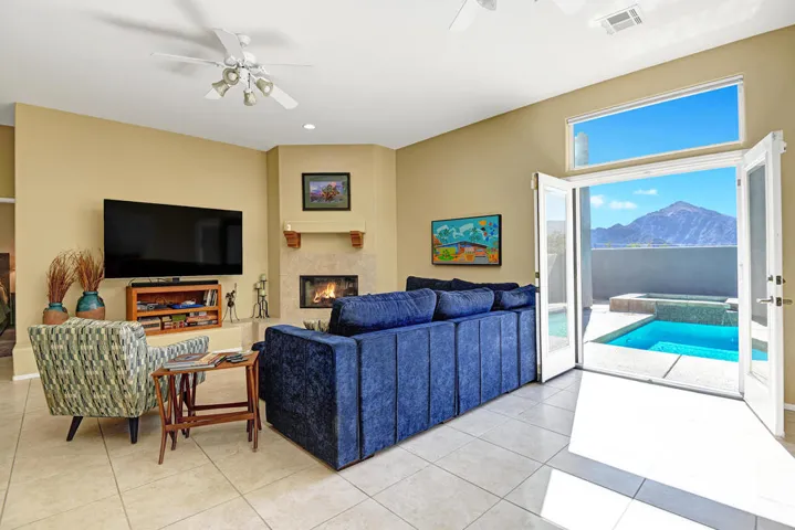 LIVING SPACE TO VIEW.jpg  mls