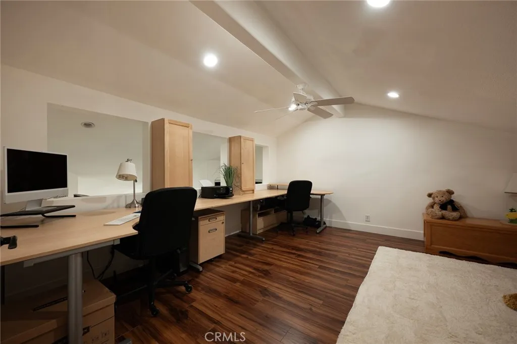 17 Sillero, Rancho Santa Margarita, California 92688 home-pic-29