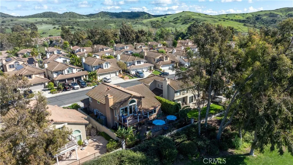 17 Sillero, Rancho Santa Margarita, California 92688 home-pic-52