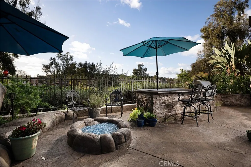 17 Sillero, Rancho Santa Margarita, California 92688 home-pic-33