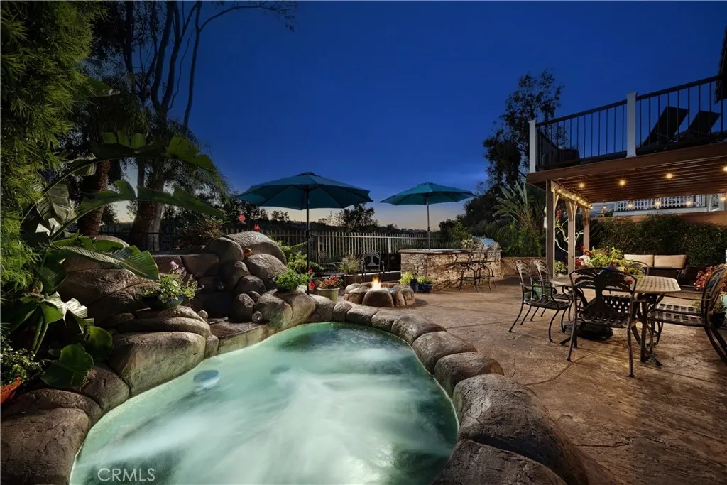 17 Sillero, Rancho Santa Margarita, California 92688 home-pic-38
