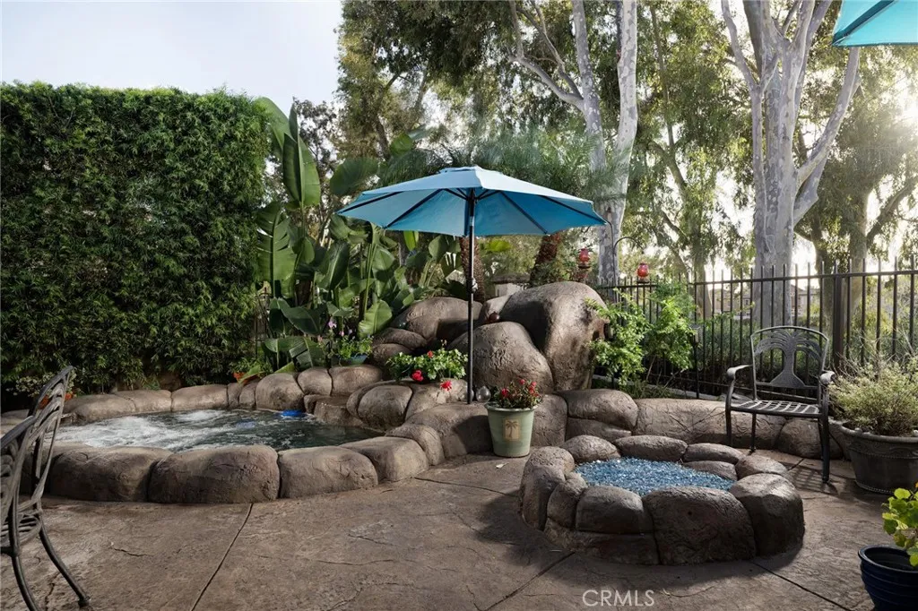 17 Sillero, Rancho Santa Margarita, California 92688 home-pic-35