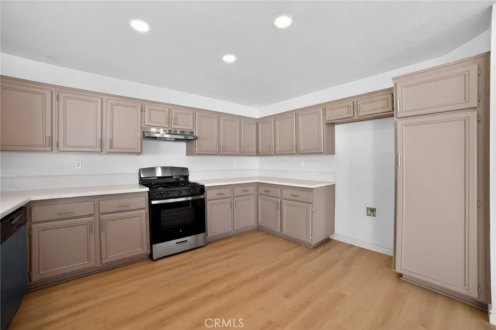 21440 Shakespeare Court, Moreno Valley, California 92557 home-pic-7