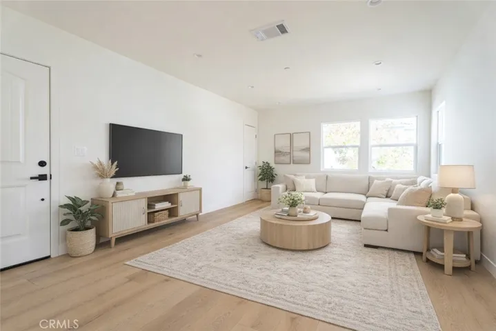 1065 E Spazier 202, Burbank, California 91502