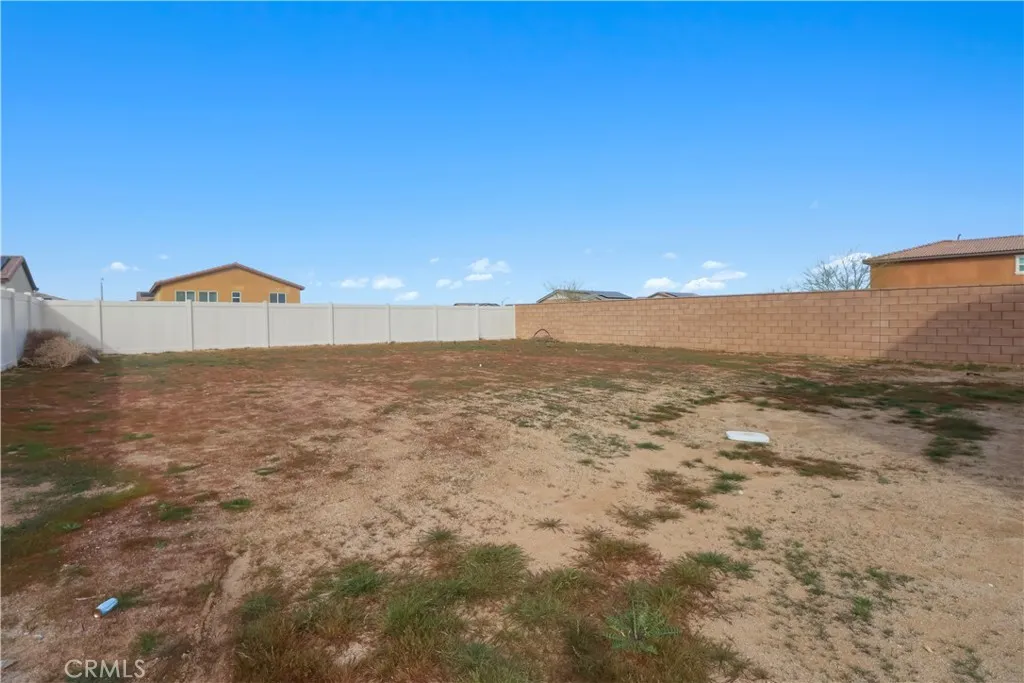 10292 Vanessa Court, Adelanto, California 92301 home-pic-18