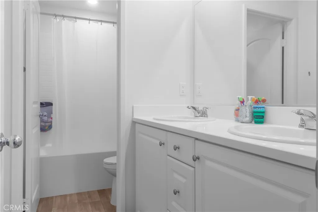 10292 Vanessa Court, Adelanto, California 92301 home-pic-16